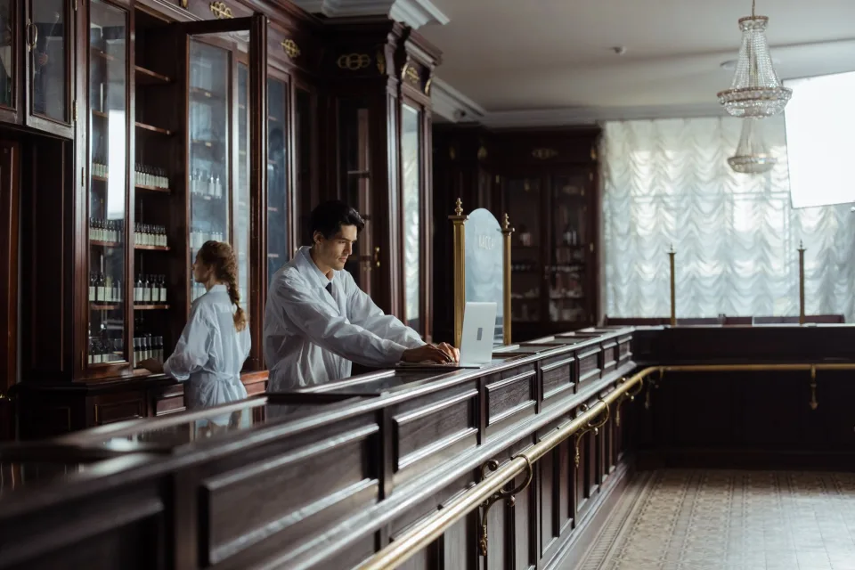 Khu bảo quản thuốc